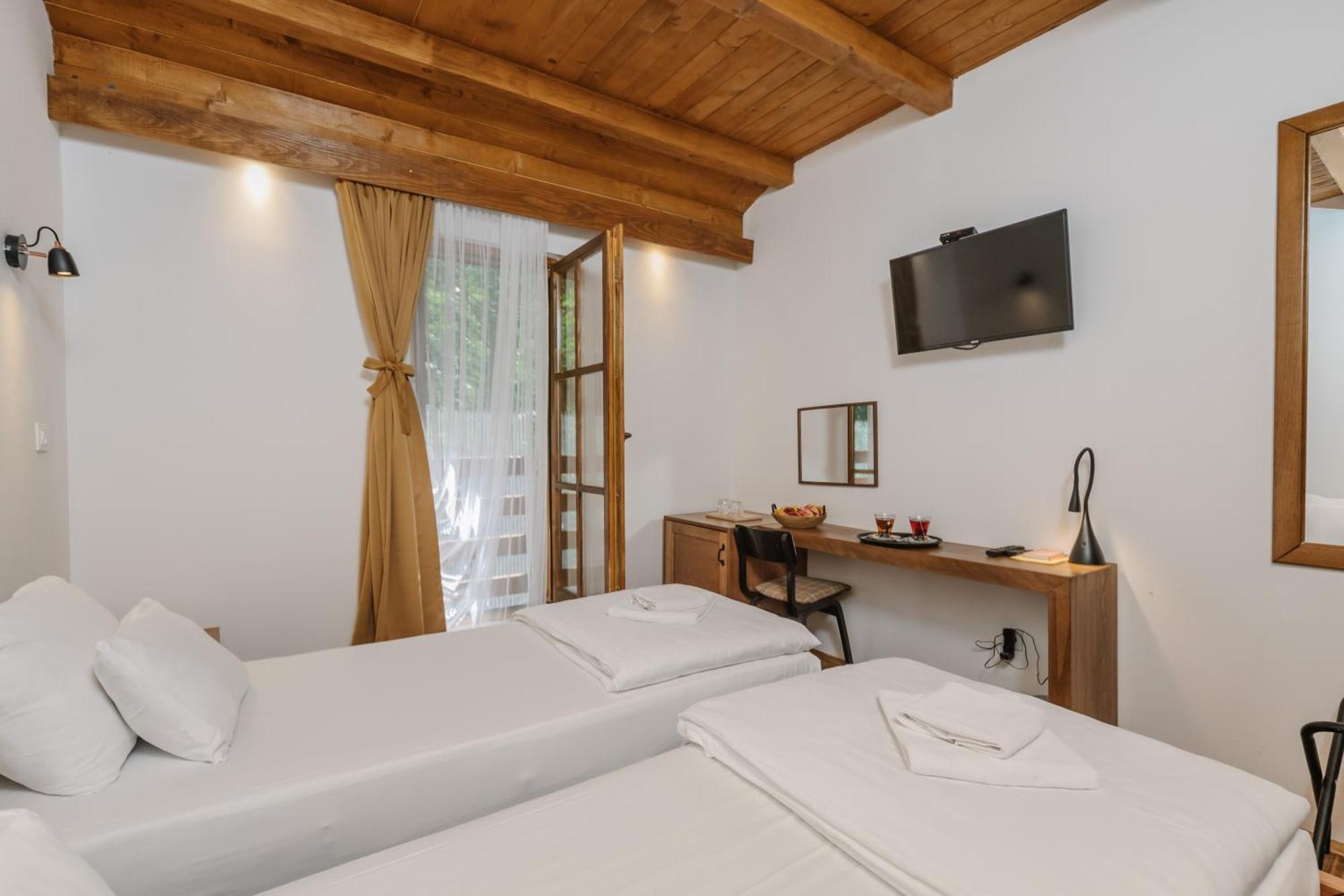 Hotel Porto Tara Жабляк Экстерьер фото